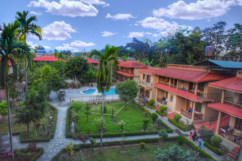 Luxury Chitwan Jungle Safari Package (2Nights/3Days)