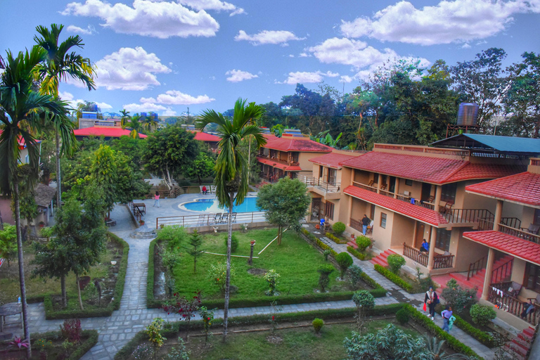 Luxury Chitwan Jungle Safari Package (2Nights/3Days)