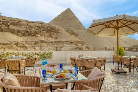 Giza: Private Half-Day Pyramids with Lunch at Villa Khufu