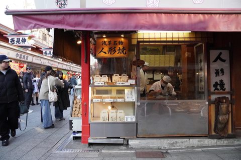 Tokyo: Asakusa Walking Tour, Local Guide & Snacks opt. Vegan