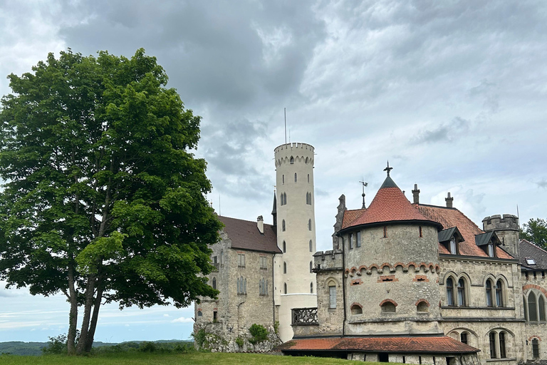 Stuttgart : randonnée consciente au château de Lichtenstein avec transfertStuttgart : Randonnée au château de Lichtenstein avec transfert
