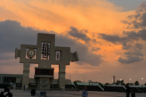 Excursion à Teotihuacan, Basilique et dégustation de Mezcal.