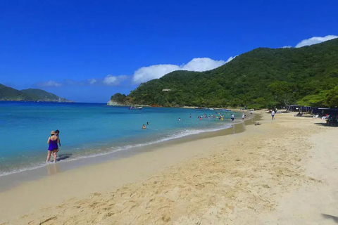 Santa Marta: Playa Cristal Beach Day with Boat Transfer