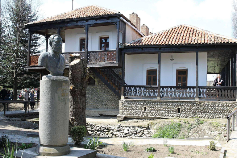 From Tbilisi: Mtskheta, Gori, & Uplistsikhe Private Day Trip