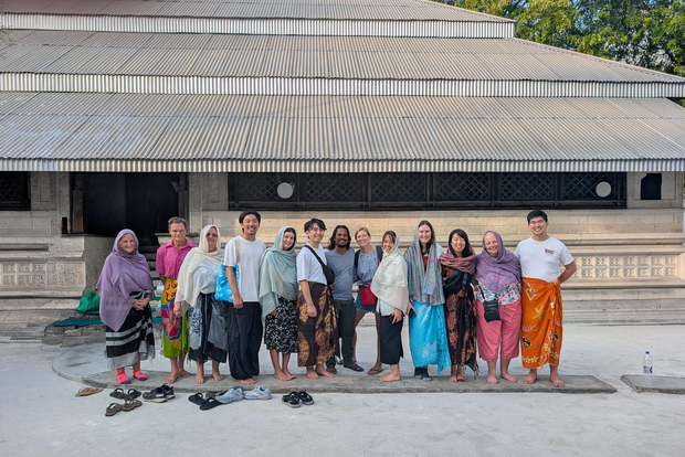 Malé: Guided Walking Tour with a Local Guide