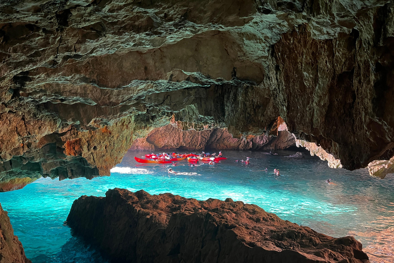 Jávea: Cala en Caló & Sea Cave Kayak Tour