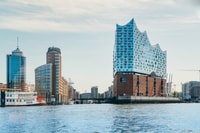 Hamburg, 1.5-Hour Harbor and Speicherstadt Day Cruise - Housity
