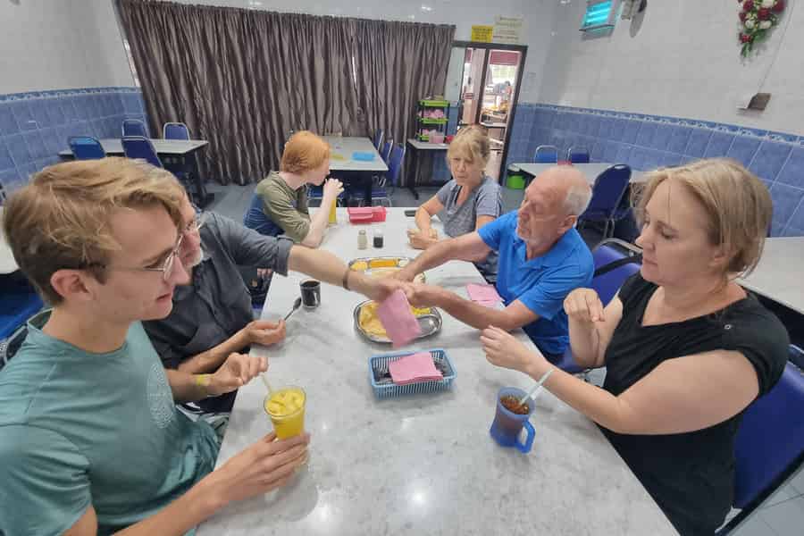 Ipoh Höhlentempel Touren. Foto: GetYourGuide