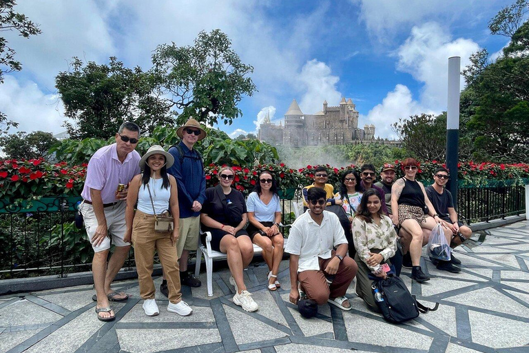 Da Da Nang: tour di 4 giorni e 3 notti a Hue, Hoi An e Da NangDa Da Nang: tour di 4 giorni e 3 notti alla scoperta delle attrazioni principali di Hue, Hoi An e Da Nang