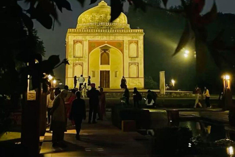 Delhi: prywatna wycieczka nocna do grobowca Humajuna i ogrodu Sundar NurseryDelhi: prywatna wycieczka nocna do grobowca Humajuna i szkółki Sundar