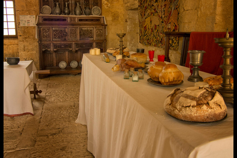 Salignac-Eyvigues: Entrance ticket to Château de Salignac Events