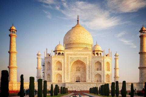 Mohabbat-E-Taj, Agra Tour with Govt. Approved Guide