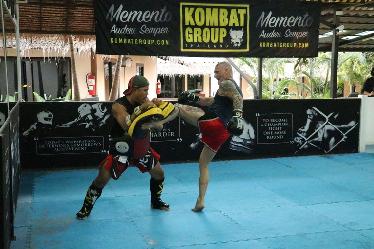 Pattaya: Beginner-Friendly Muay Thai Class at Champion Camp Private Muay Thai class