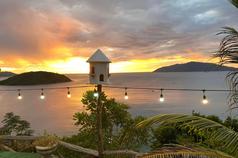 Da Nang: Hai Van Pass Sonnenaufgangstour mit Frühstück und KaffeeMach mit: Englisch