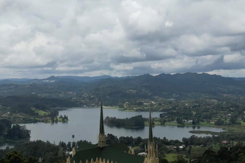 Medellín: Towns, Desserts & Viewpoints Day Tour