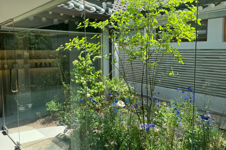 سيول: ورشة عمل لصناعة العطور في هانوك