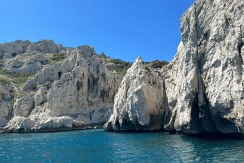 Marseille: Frioul Cruise Tour, Underwater Scooter, and Water Games