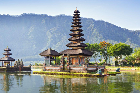 Bali: North Bali Waterfalls Private Tour with Guide