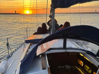 Porto: City Views or Sunset Tour with Drinks