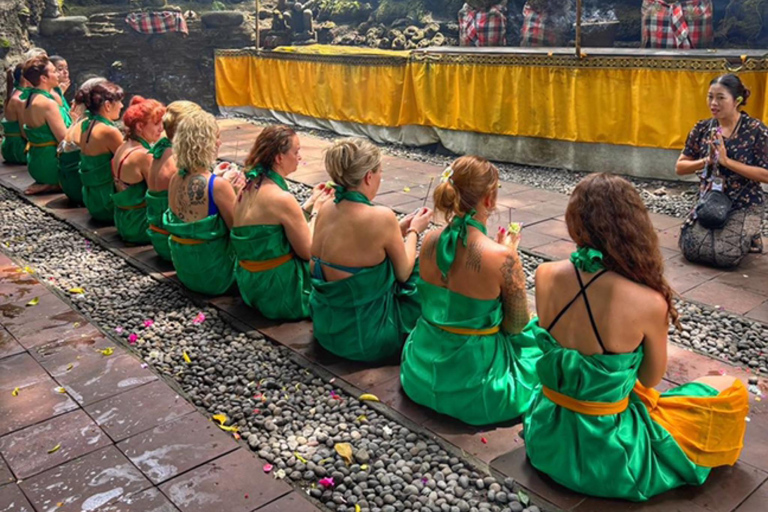 Bali: vida rural em Bongkasa e ritual de purificação em Taman Beji