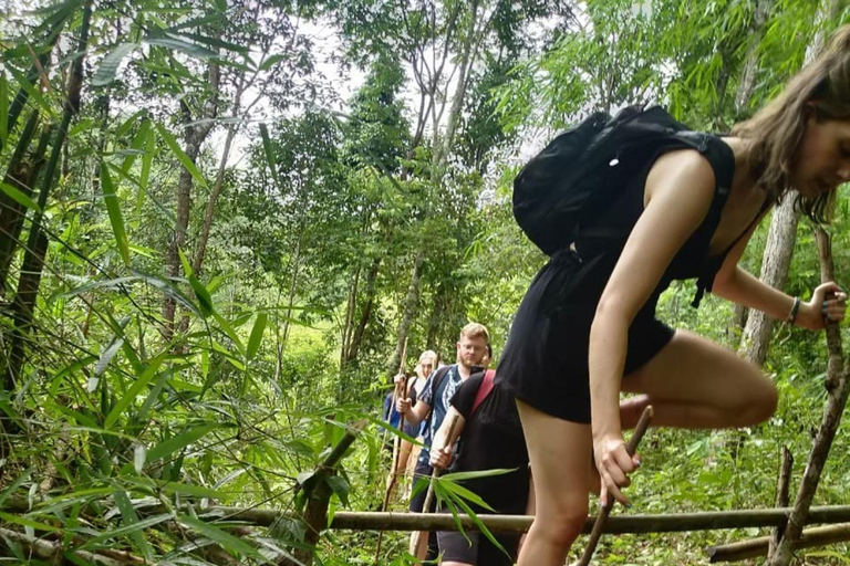 Chiang Mai: 2-Days Jungle Trek, Waterfalls and Karen Village