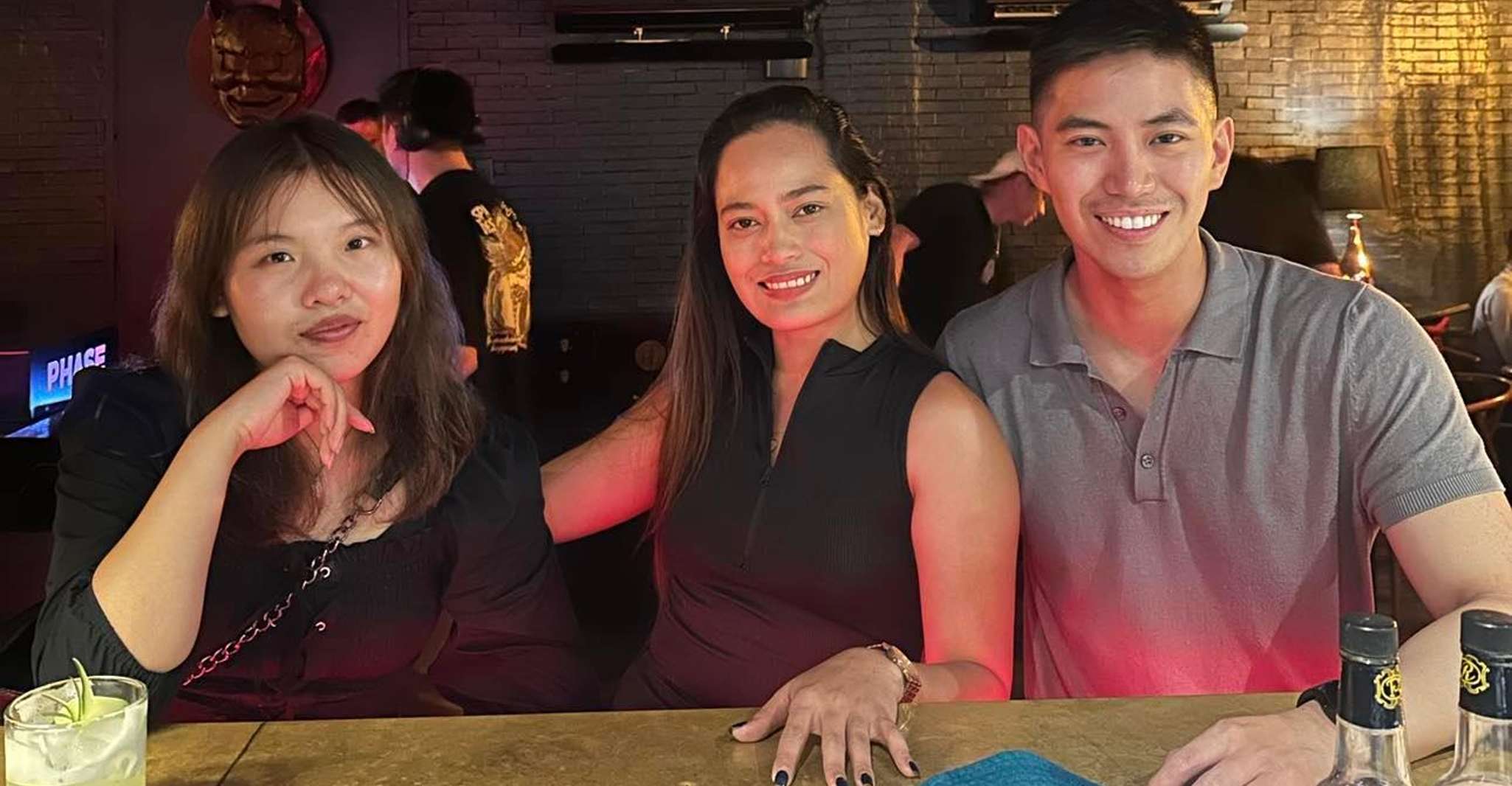 Skip Makati Bar Hopping Experience - Hizvo