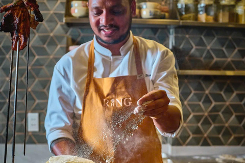 Da Nang: Aula de confeção de pão naan tandooriDa Nang: Aula de como fazer pão Tandoori Naan