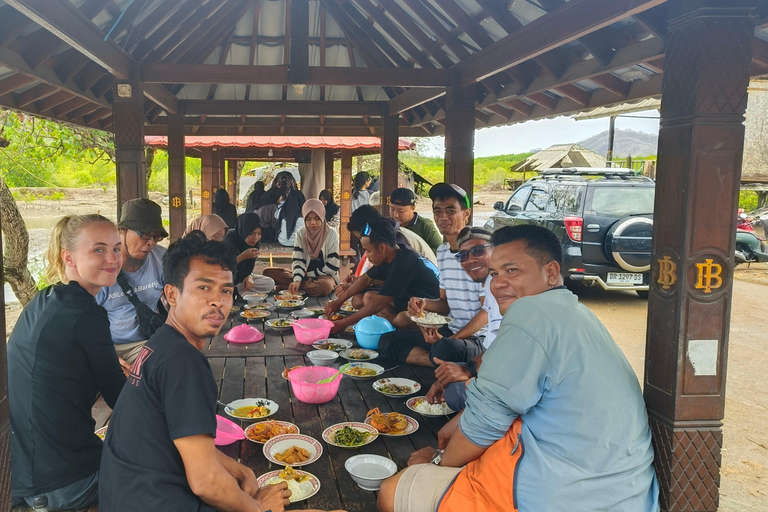 Bagek Kembar: Mangrove & Stingless Beekeeping Experience