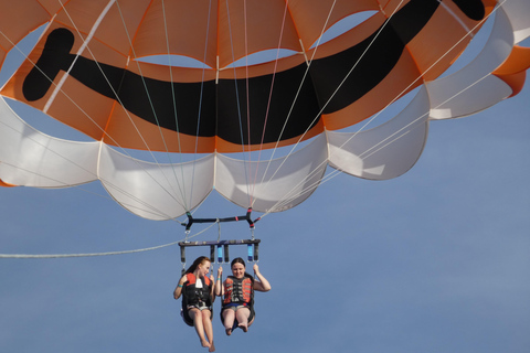 Comino: Blue Lagoon Parasailing Experience