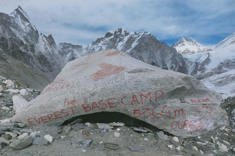 Everest Drie Passen Trek - 17 Dagen, Kosten, Gids, Kamer.Everest Drie Passen Trek - 17 Dagen Volledig pakket .