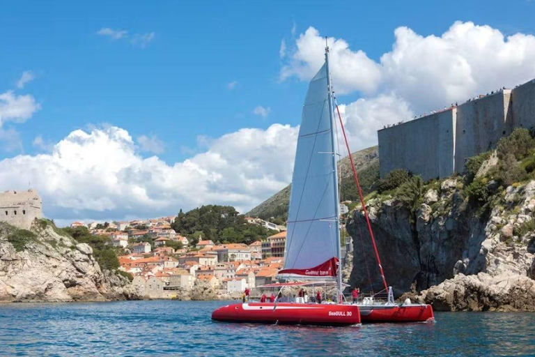 Crociera in catamarano al tramonto a Dubrovnik