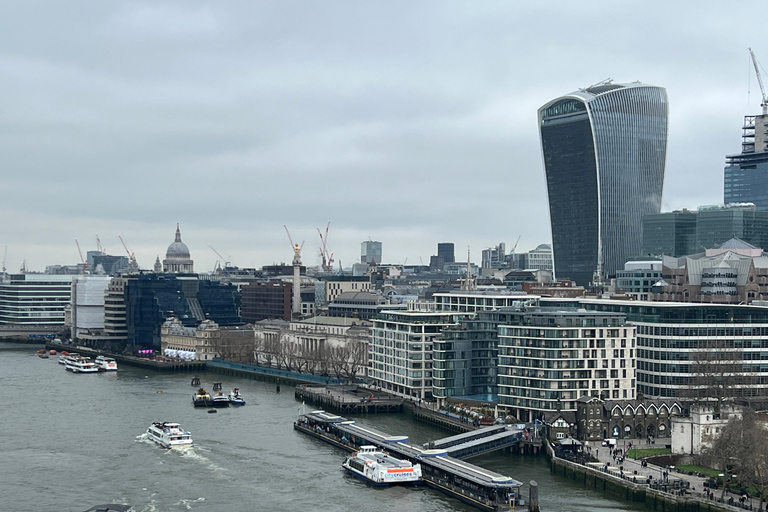 لندن: جولة في أقدم جزء من المدينة.اكتشف أقدم جزء من لندن