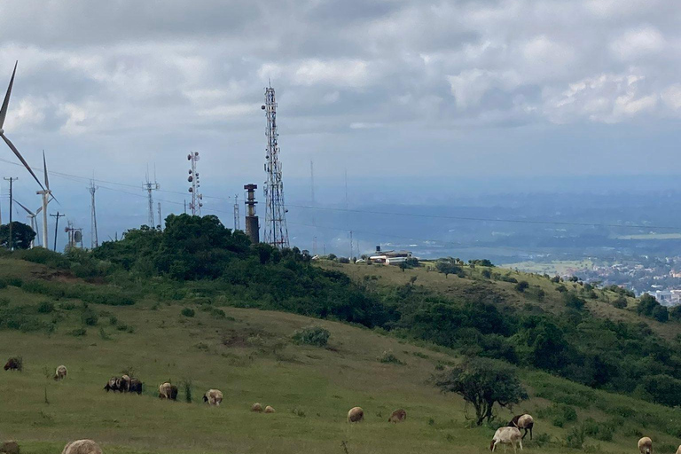 Nairobi: Excursión a las Colinas Ngong con transporte y guía