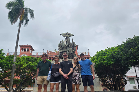 Casco Viejo Walking Tour: History, Culture & Local Tasting