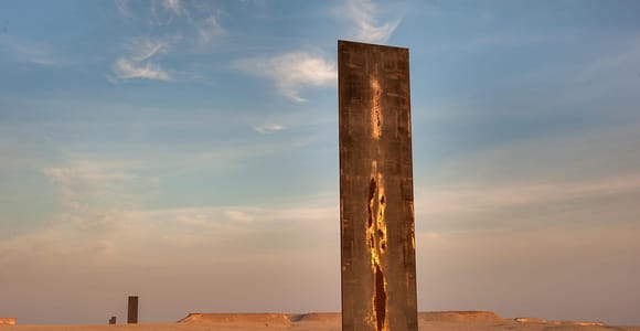 Doha: Richard Serra Sculpture,Mushroom Hill,Camel Race Track