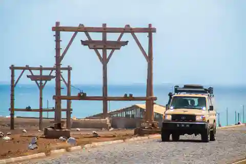 Volta à Ilha do Sal em jipe todo-o-terreno
