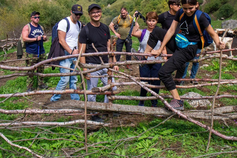 From Kuzun to Laza: Hiking Tour with Waterfalls Adventure