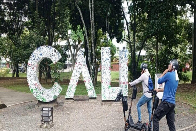 Cali: Guided Scooter Tour with Local Food and Landmarks