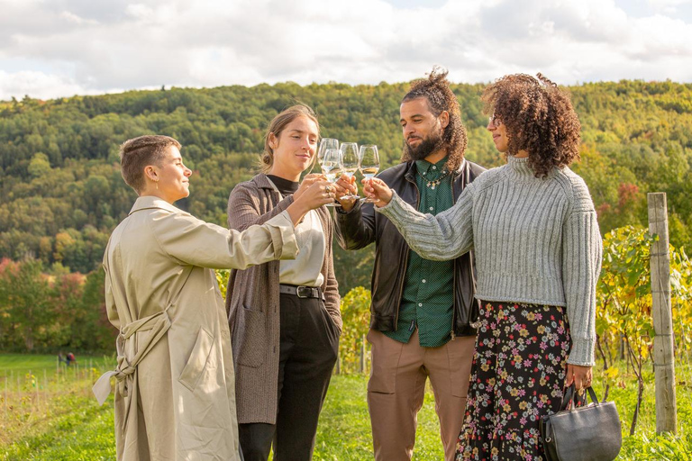 Tour enológico por el valle de Annapolis, en Nueva Escocia, dirigido por un sumiller.Tour enológico por el valle de Annapolis, en Nueva Escocia, dirigido por un sumiller