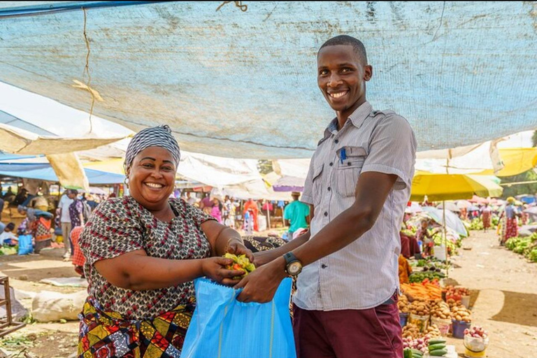 Arusha: Tengeru Market Guided Tour