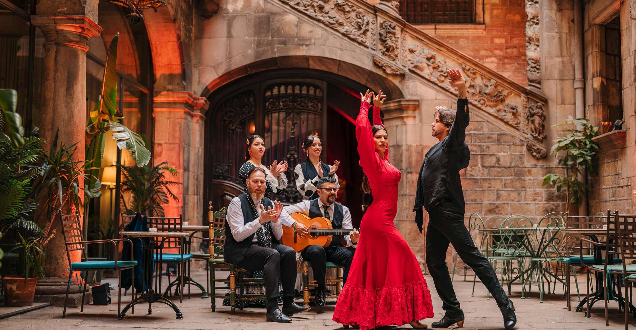Barcelona: Flamenco Show at Palau Dalmases photo 1