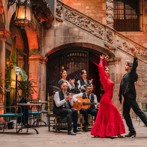 Barcelona: Flamenco Show at Palau Dalmases