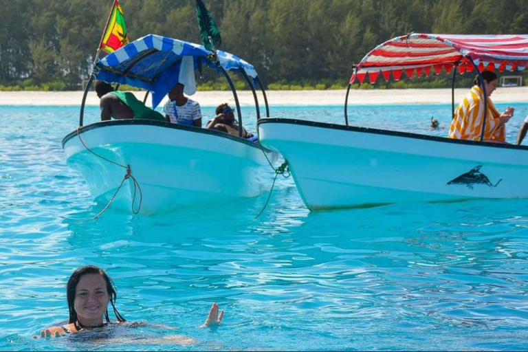 Z NUNGWI; MNEMBA SNORKELING I WYCIECZKA Z DELFINAMI