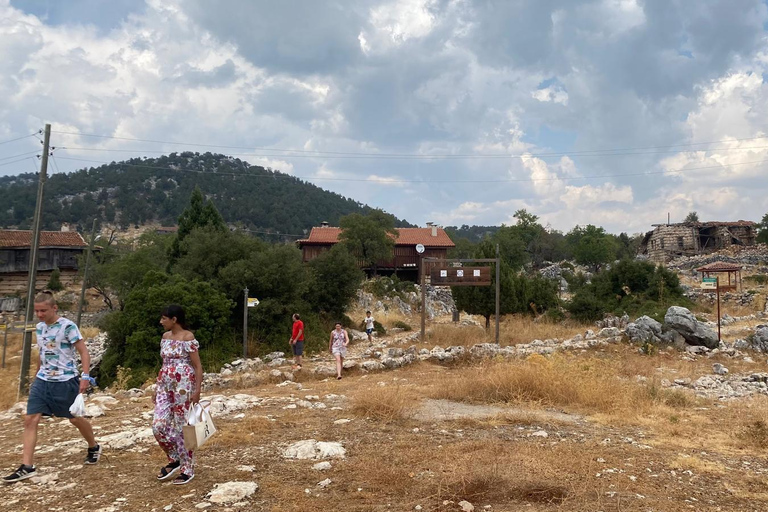 Side: Altınbeşik Cave & Ormana Button Houses with Lunch
