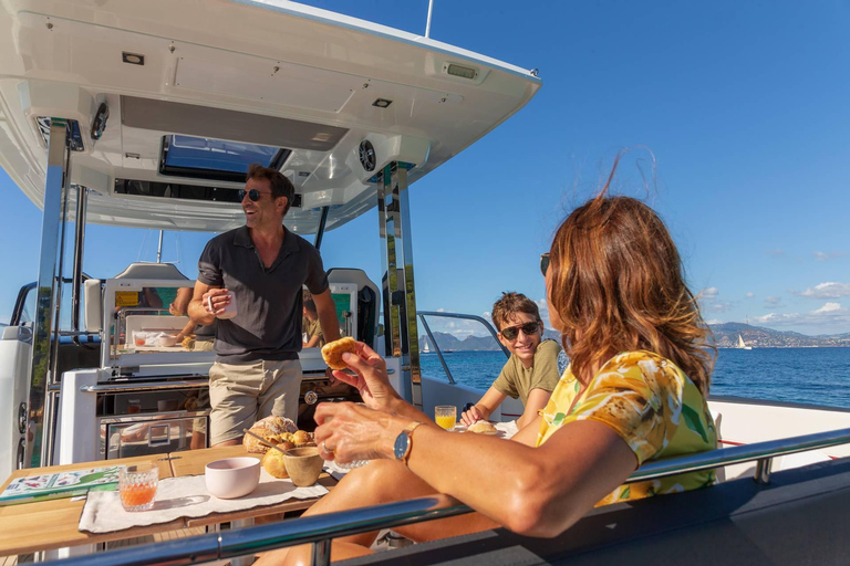 Latchi : safari en yacht dans l&#039;AkamasLatchi : Safari en yacht dans l&#039;Akamas