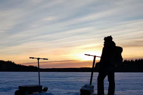 Esquí de Nieve Eléctrico en el Lago Inari (2 horas)