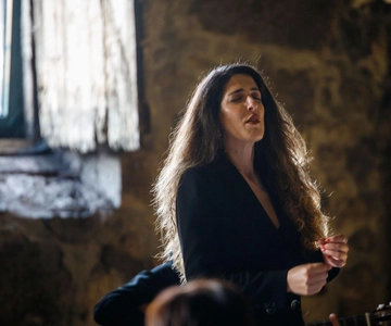 Porto: Fonseca Cellar Tour & Fado Show with Optional Dinner