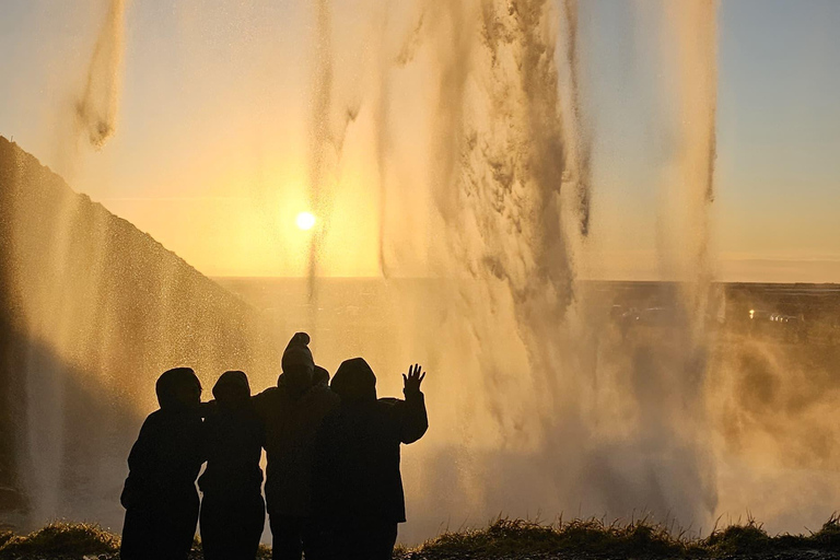 Private Tagestour an der Südküste mit GletscherwanderungPrivate Tagestour an die Südküste mit Gletscherwanderung