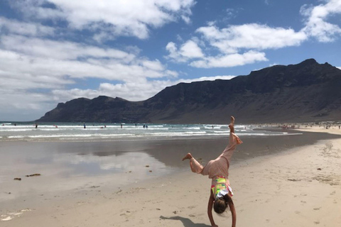 Lanzarote: Yoga classes for relaxtion and inner peace Lanzarote: Private Yoga class for relaxtion and inner peace