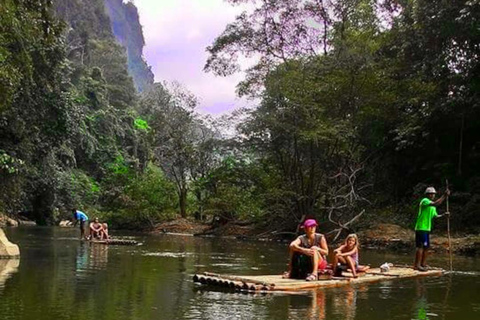 Khao Sok : Rafting en bambou et visite privée du temple de la grotte de la jungleAventure privée